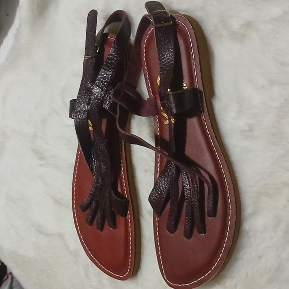 🆕️Women Aubergine Leather Sandals By Kino - Picture 4 of 6